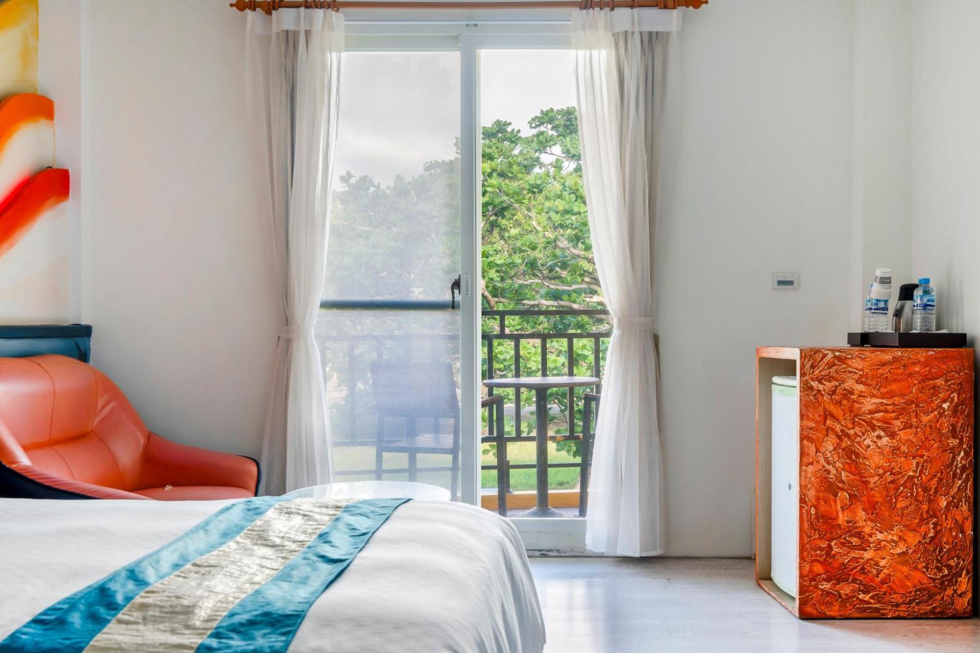 Wei Yuan Hotel Kenting Extérieur photo